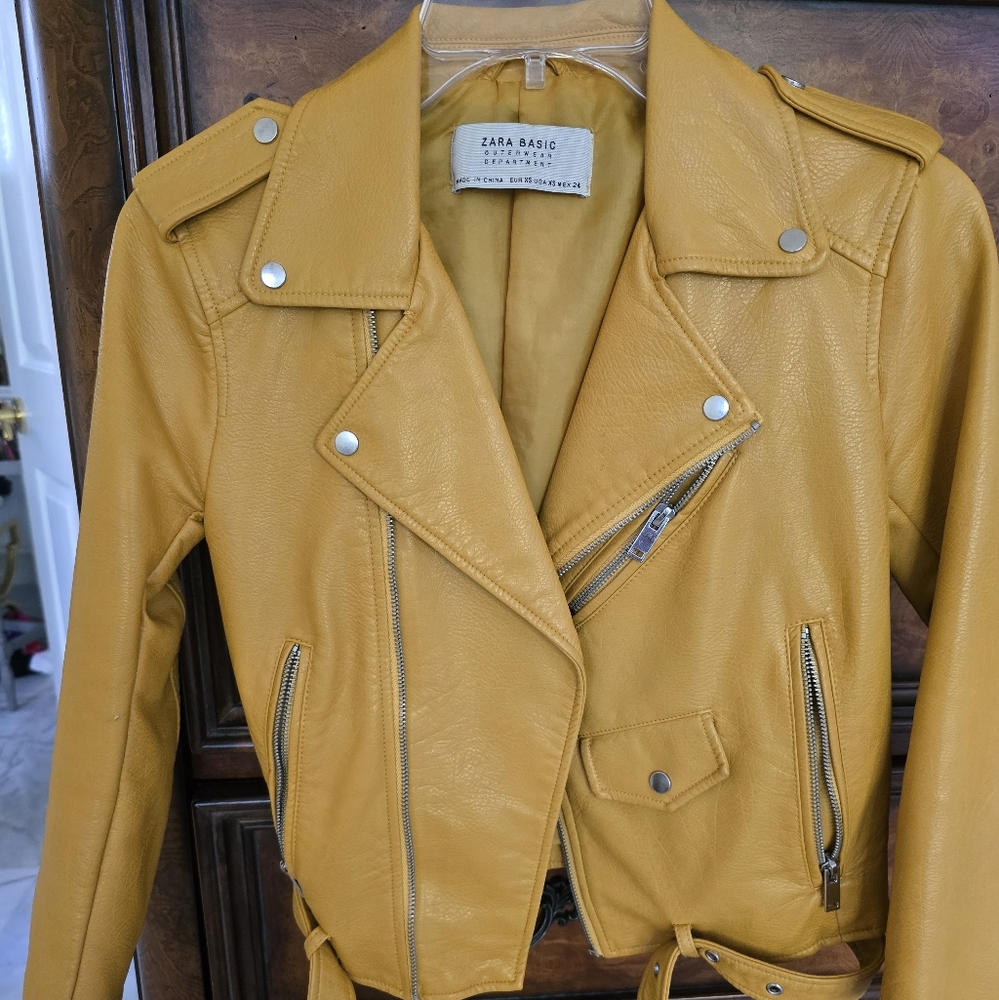 ZARA Vegan Leather Mustard Yellow Moto Jacket XS